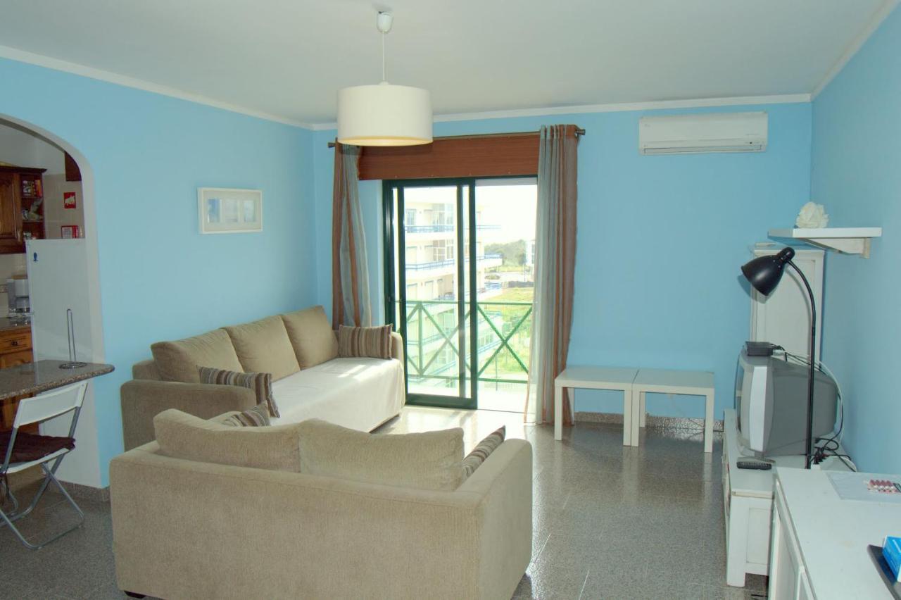 T1 Com Vista Mar Na Praia De Monte Gordo Exterior photo